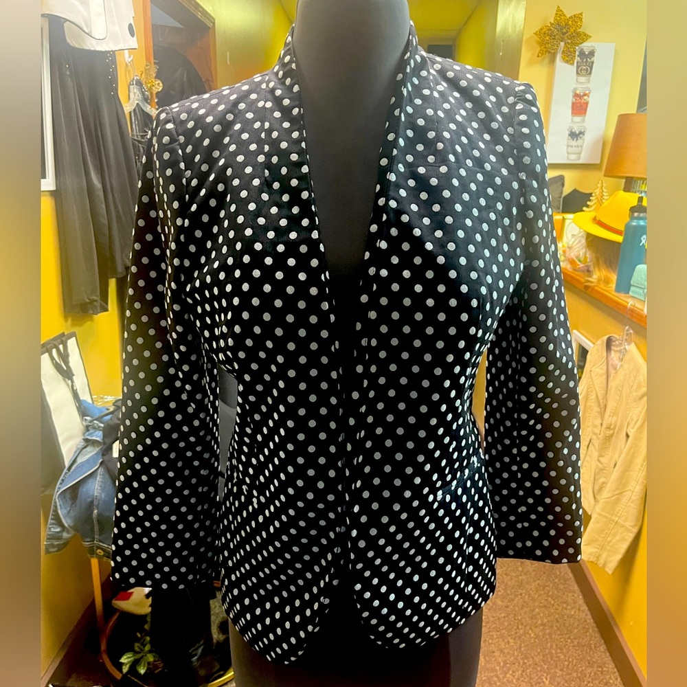 Woman’s The Limited Black and White Polka Dot Blazer Size-M EUC!